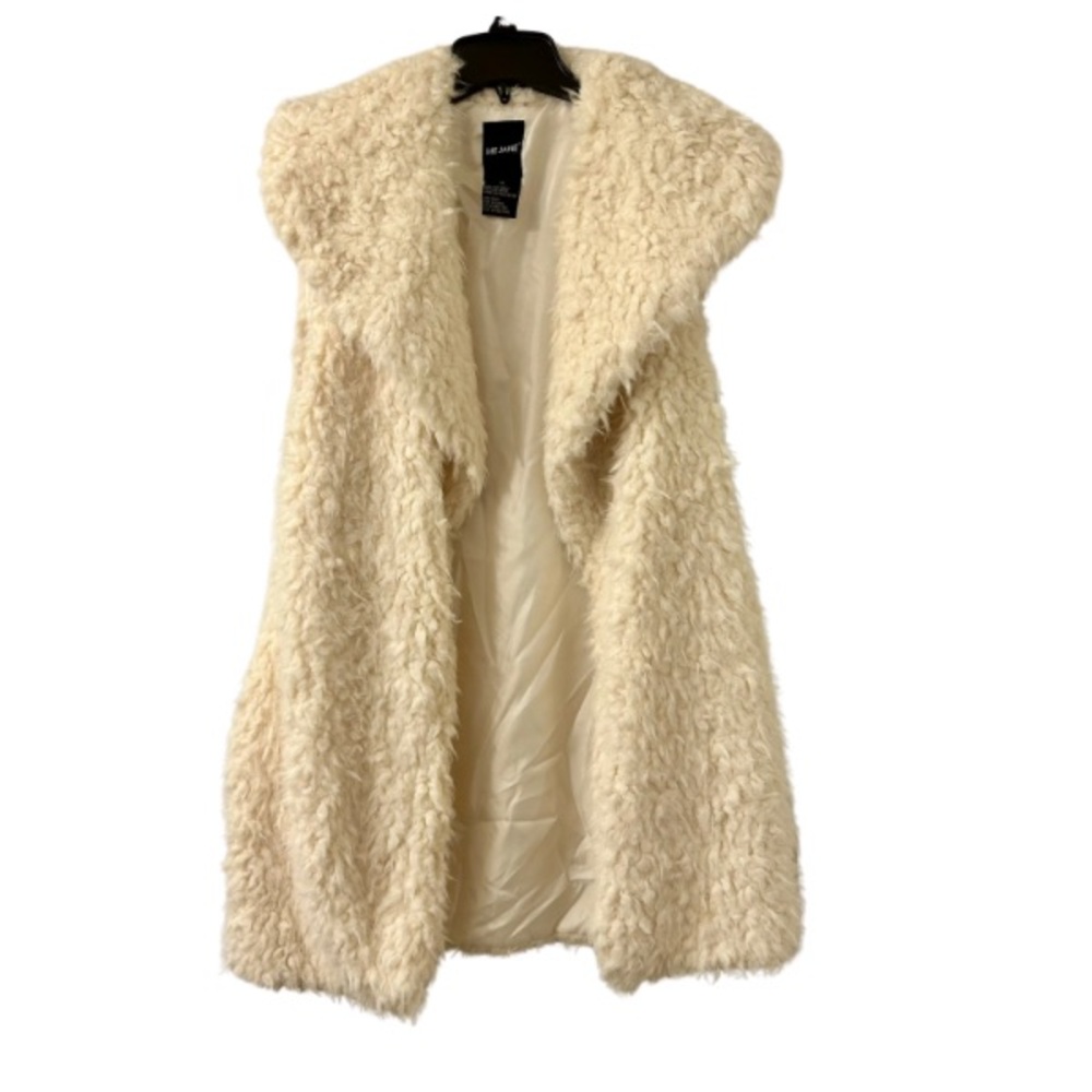 Me Jane Plush Cream Vest